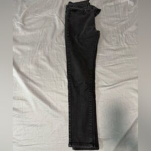Levi's Slimming Skinny Black Women's Jeans